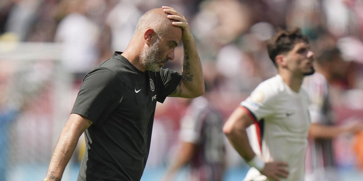 ¡Desaparecen 9 jugadores de la web del Chelsea!