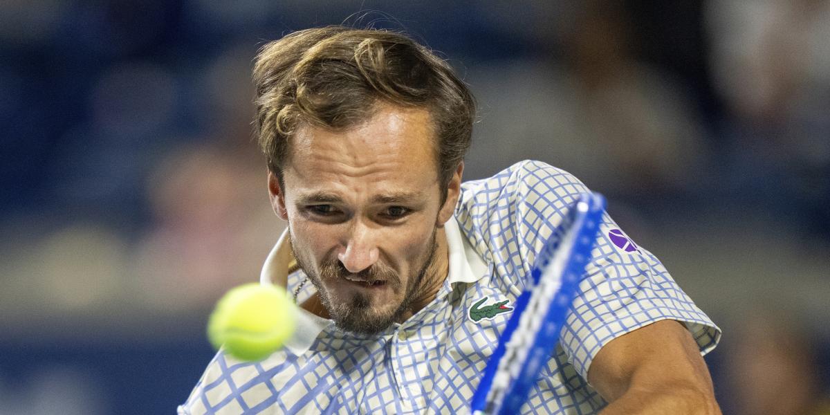 Medvedev, cuesta abajo y sin frenos en Toronto en un día duro para Zverev