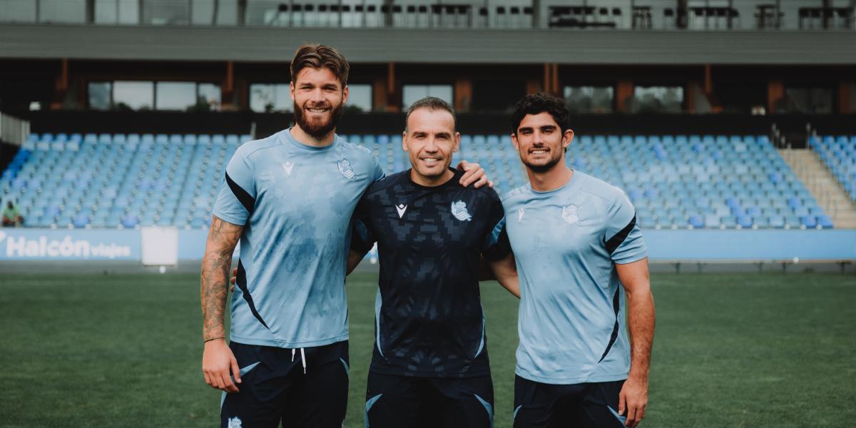 Problemas en la Real Sociedad: llega al límite de fichas profesionales sin inscribir a sus fichajes