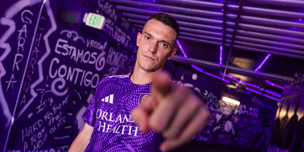 Adrián Marín también se marcha a la MLS