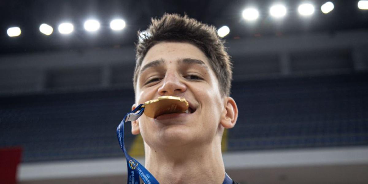¿Quién es Nikola Kusturica, la joya del Barça que se ha proclamado MVP del Eurobasket Sub-16?
