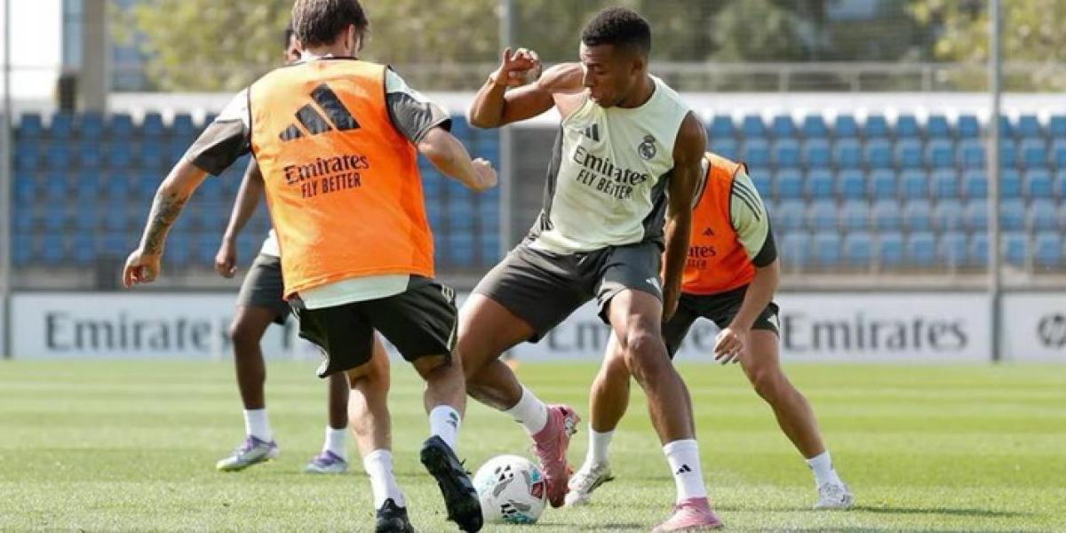 Xabi Alonso apunta a repetir convocatoria para visitar al Oviedo
