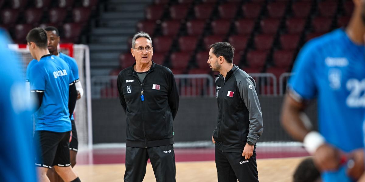 Oficial: Valero Rivera vuelve a ser seleccionador de Qatar