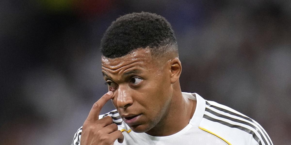 Papin: Mbappé nunca será un nueve de área
