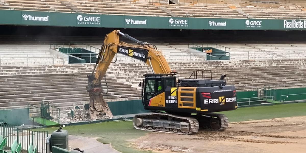 ¡Comienza el derribo del Benito Villamarín!