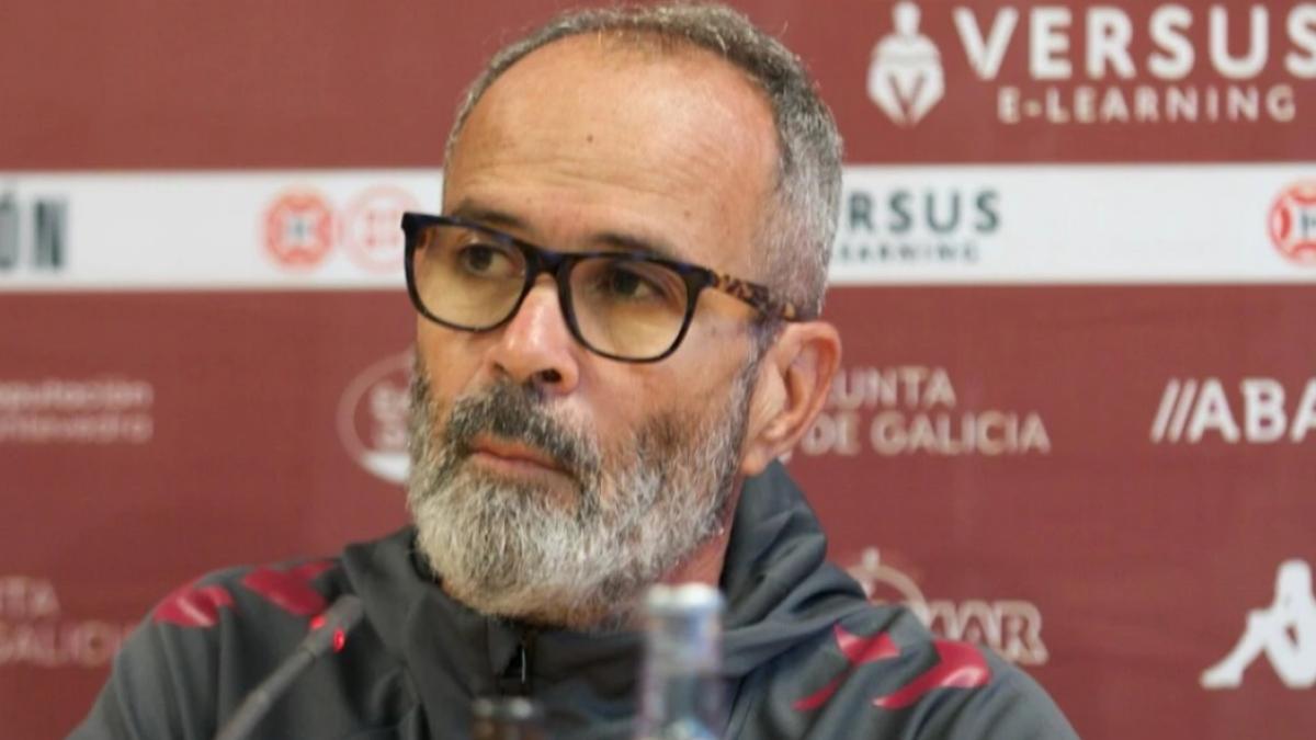 Cervera espera que el Tenerife aproveche los riesgos que asume el filial del Athletic Club
