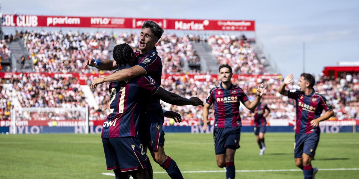 El triunfo del Levante lleva a la Real a pisar el descenso