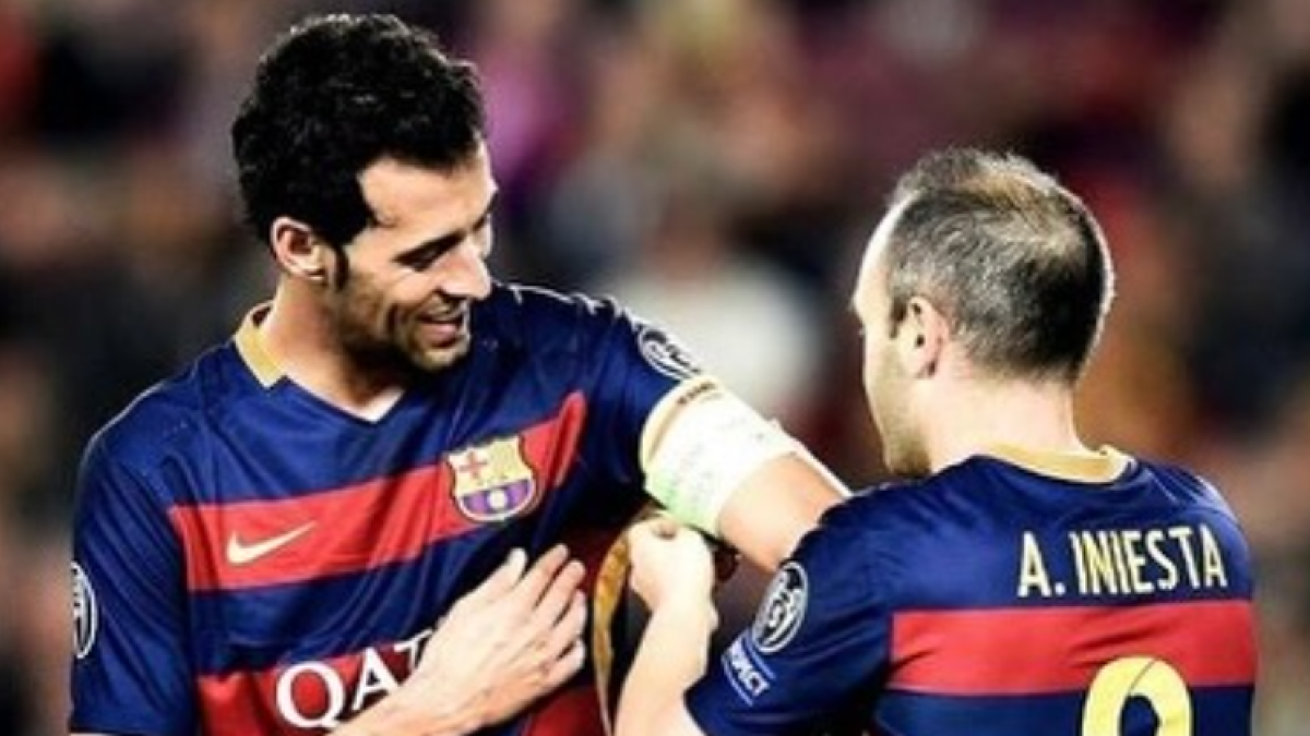 Las reacciones de la retirada de Busquets: emotivo Ramos, entregado Iniesta...
