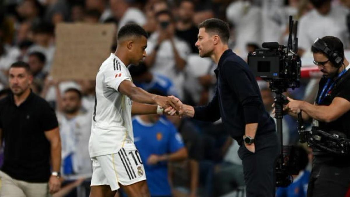 Cambios relevantes de Xabi Alonso en su once titular ante el Kairat Almaty