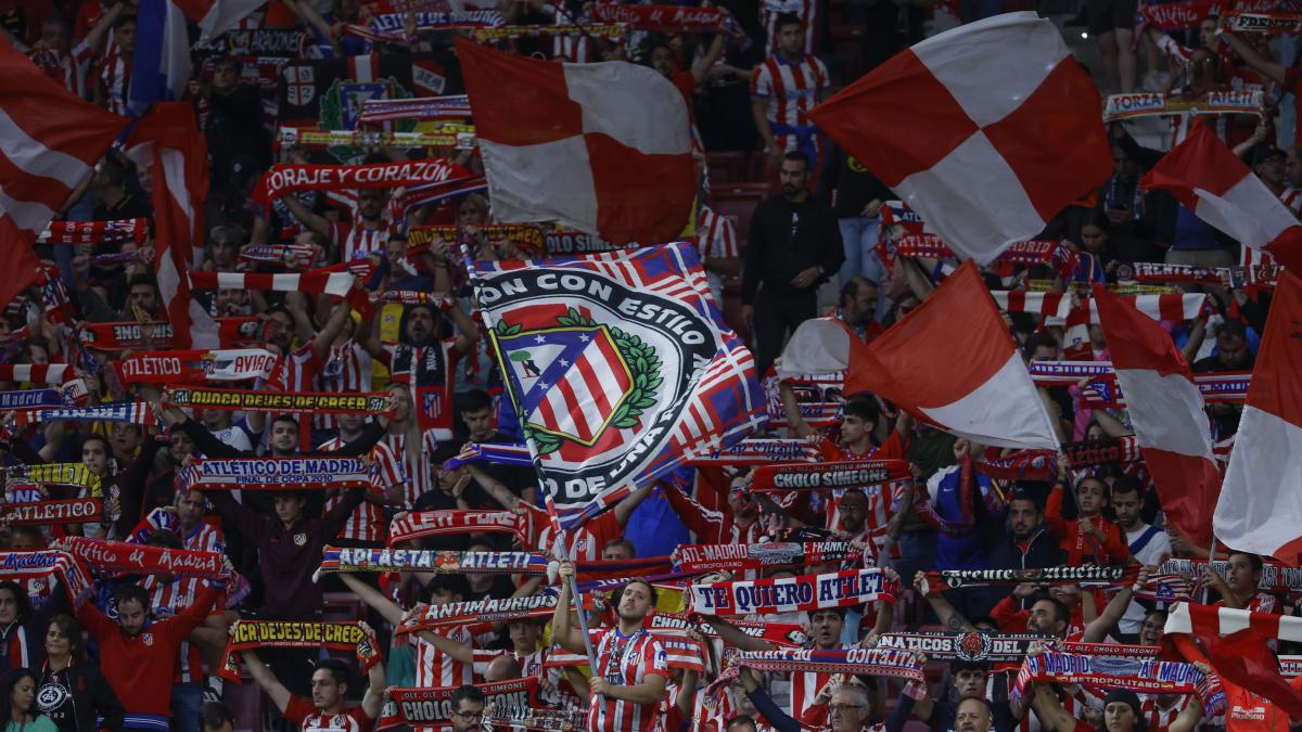 Un millar de atléticos en Brujas para exorcizar la maldición del Jan Breydel