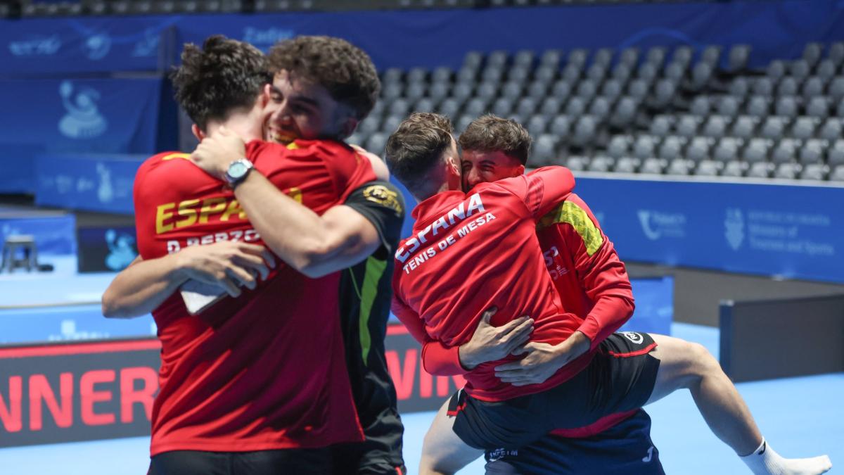 España alcanza los octavos de final masculinos y se mete en el Mundial