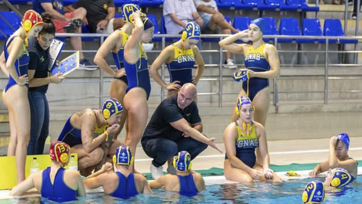 18-4. El Zodiac Barceloneta abre con triunfo por goleada su camino europeo