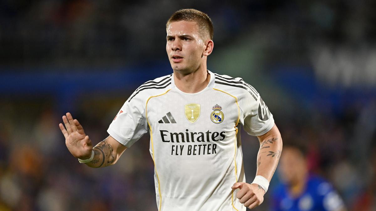 Banquillo con mensaje para Mastantuono a las puertas del Clásico