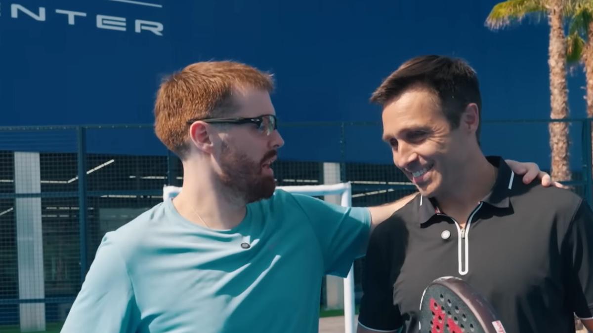 Ibai Llanos a Bela: Me pongo las gafas porque me vas a dejar ciego