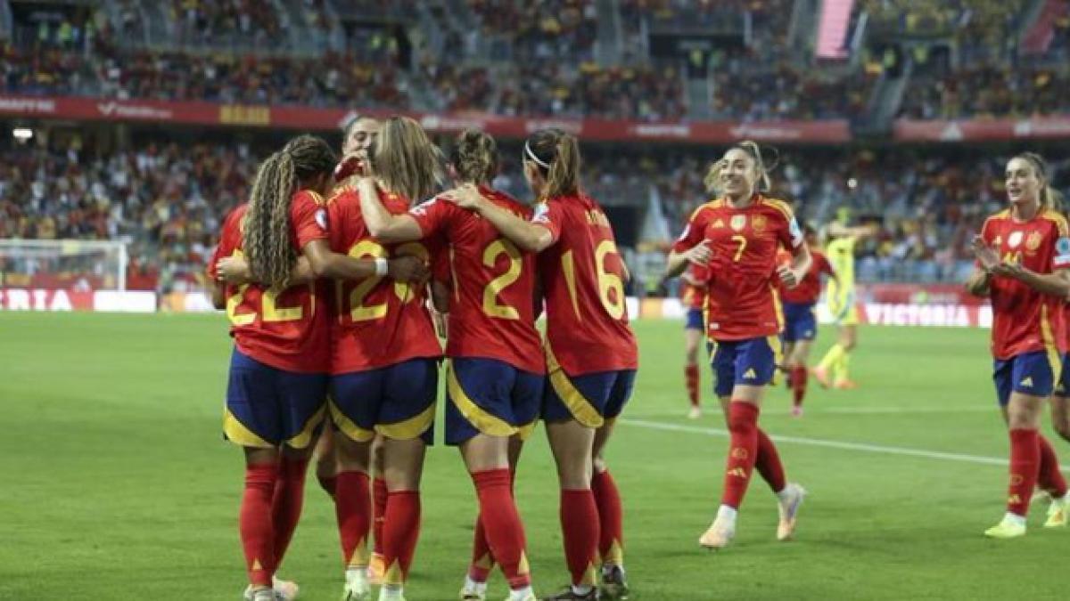 España exhibe su mejor cara en la nueva era Bermúdez