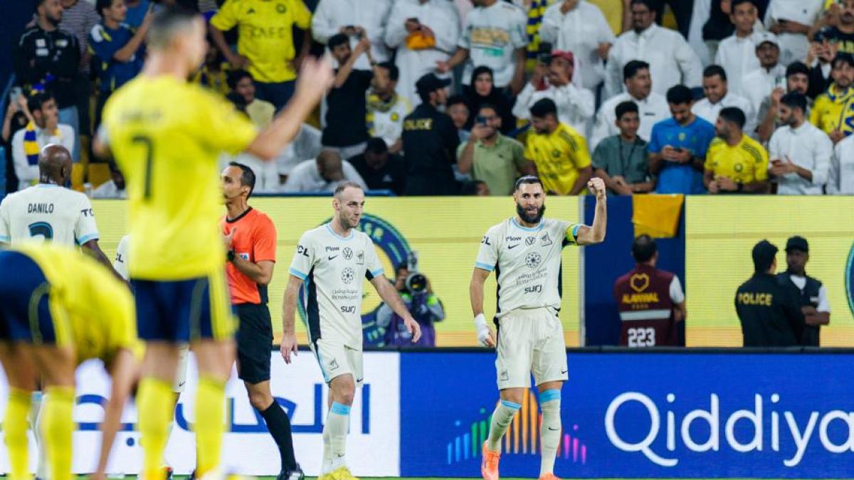 Benzema se la lía a Cristiano Ronaldo