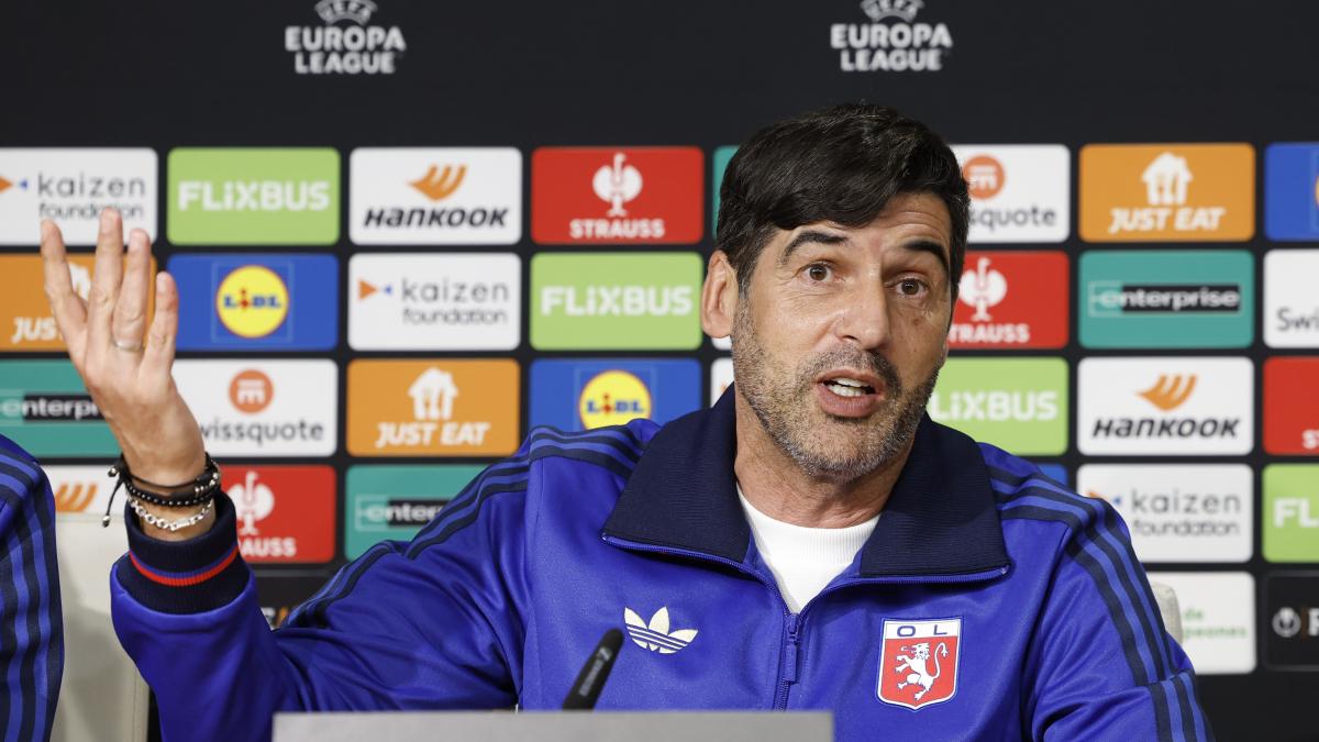 Paulo Fonseca, rendido al Betis
