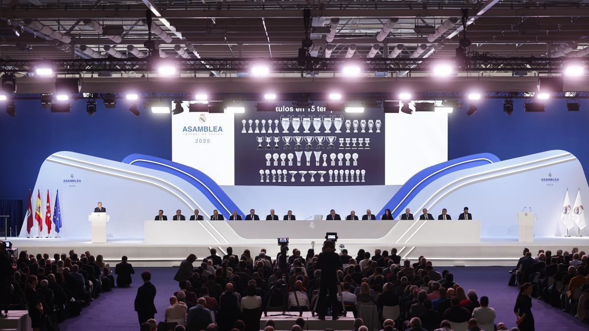 Ancelotti, Modric, Lucas Vázquez y Raúl reciben un reconocimiento especial en la Asamblea