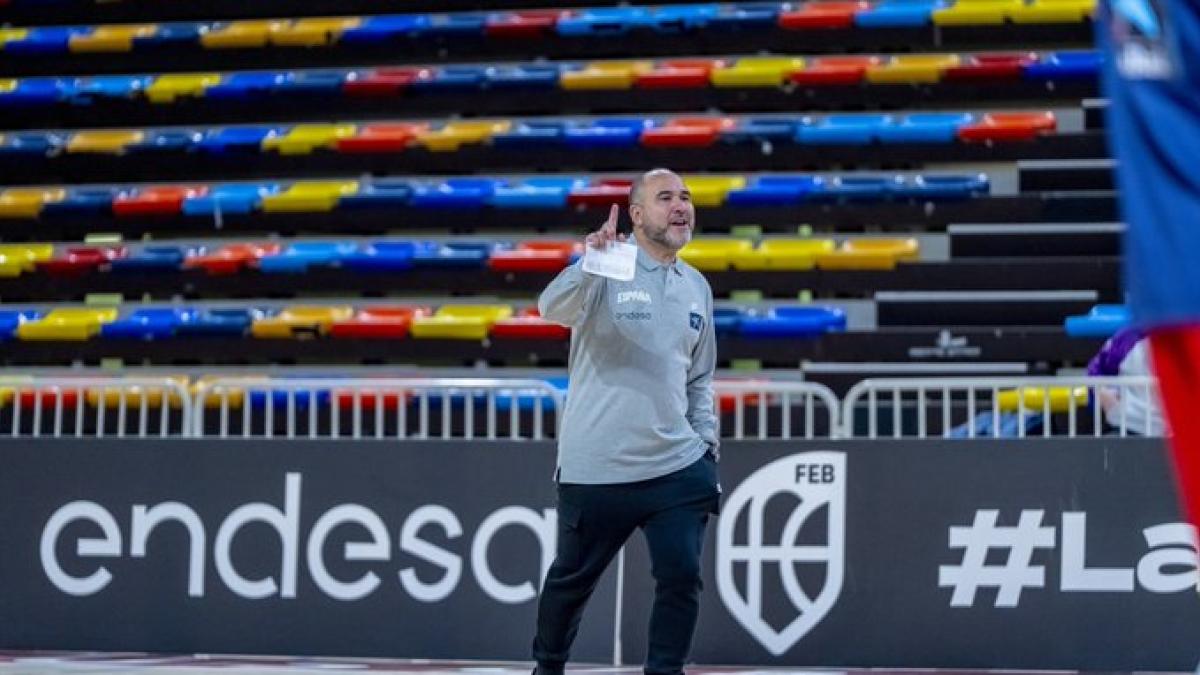 Chus Mateo: Dinamarca es un rival peligroso y exige nuestro máximo respeto”