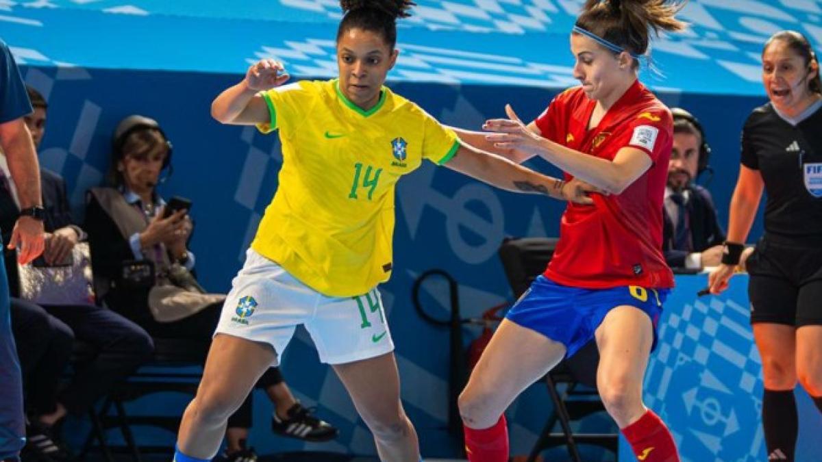 1-4. España, eliminada por Brasil en las semifinales del primer Mundial de fútbol sala femenino