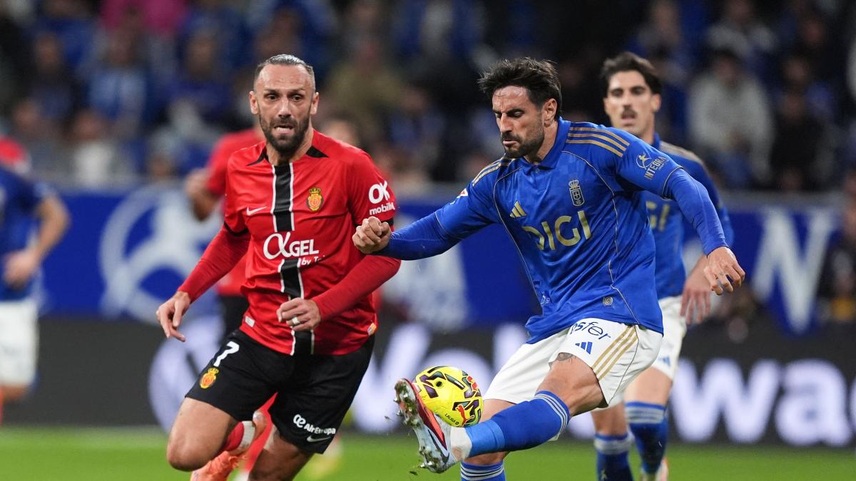 El Real Oviedo renueva a David Costas hasta 2028