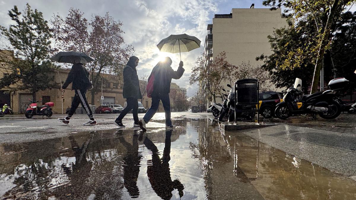 Seis comunidades, entre ellas Cataluña, en aviso por oleaje, viento, lluvia y nieve