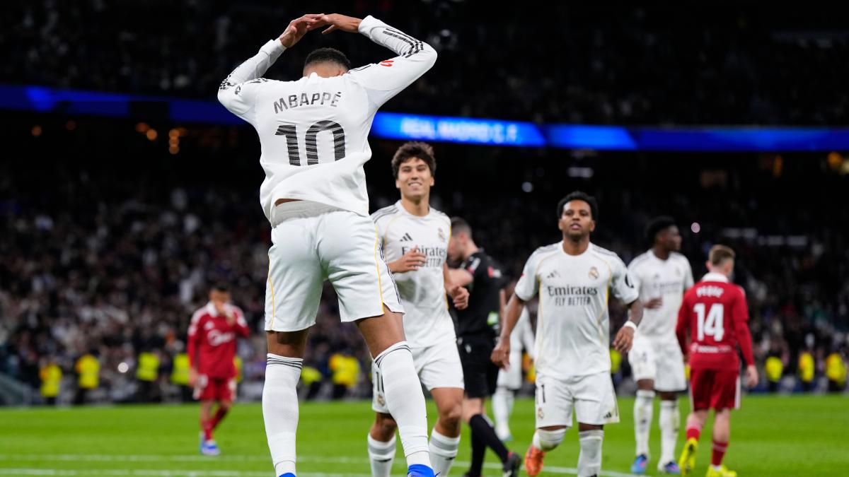 La reacción de Cristiano a la celebración de Mbappé