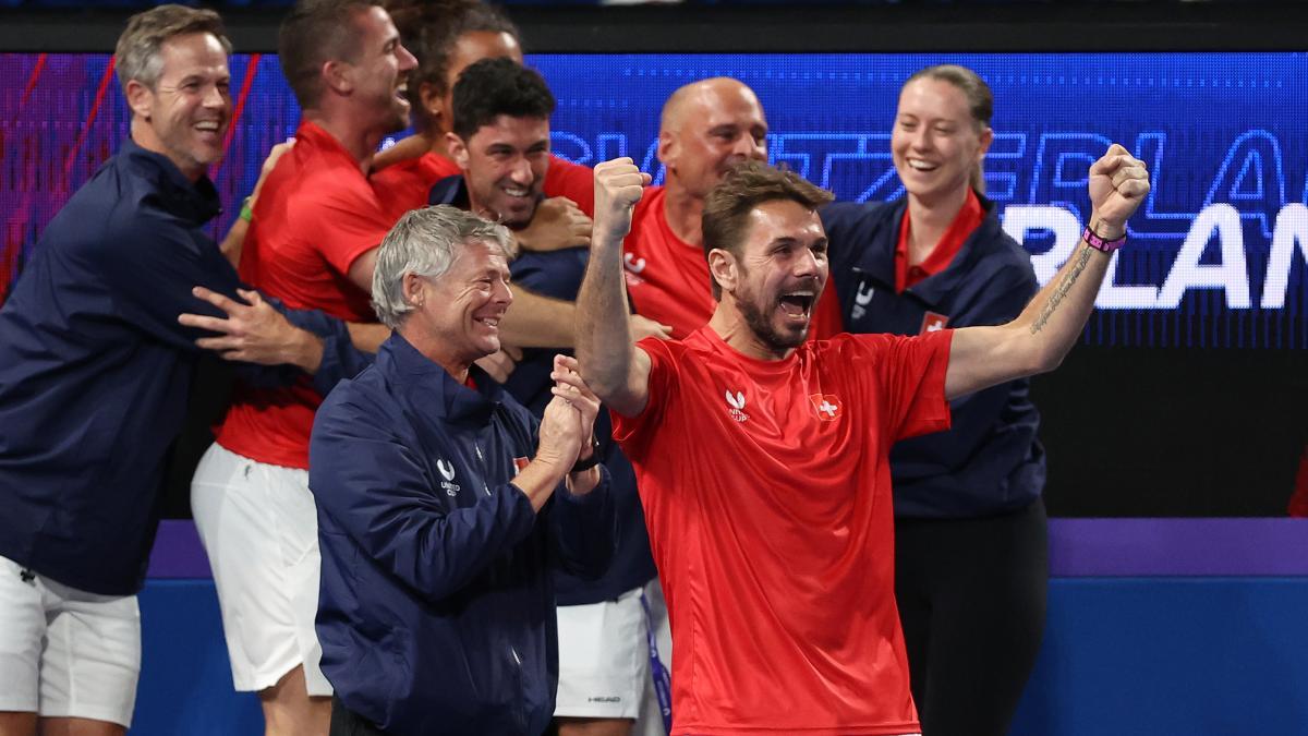 Suiza vence a Italia y un Wawrinka heroico pone en pie la United Cup