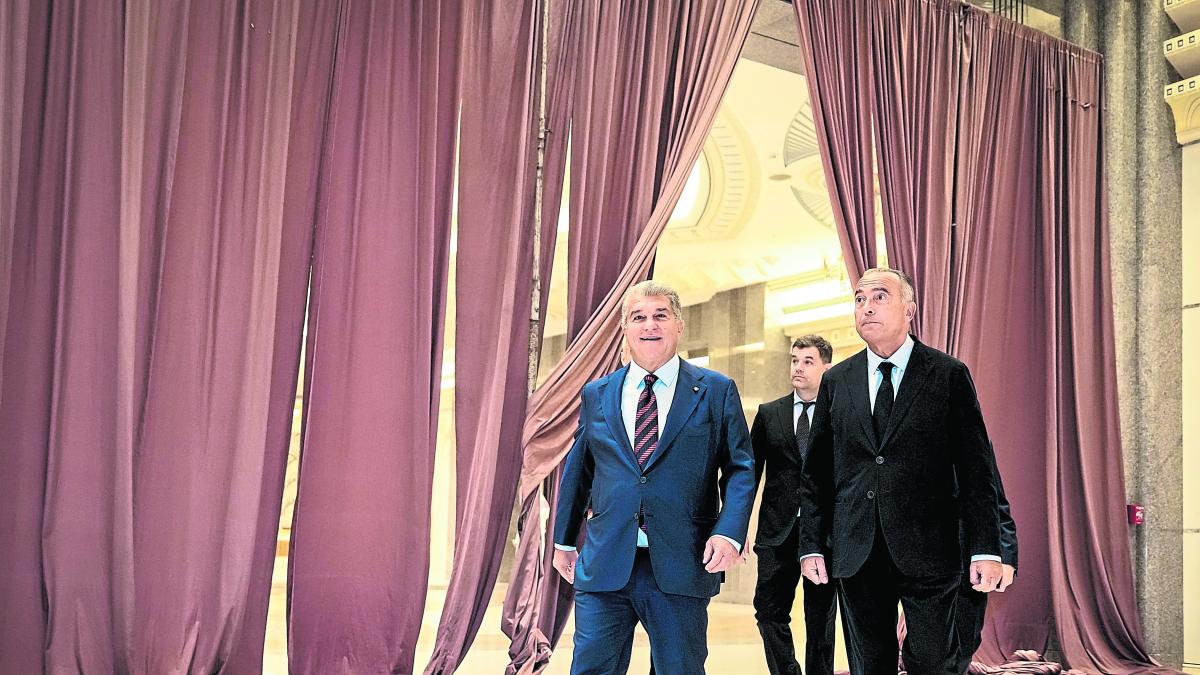 Rafa Yuste: Ha habido un saludo cordial y respetuoso entre Laporta y Florentino