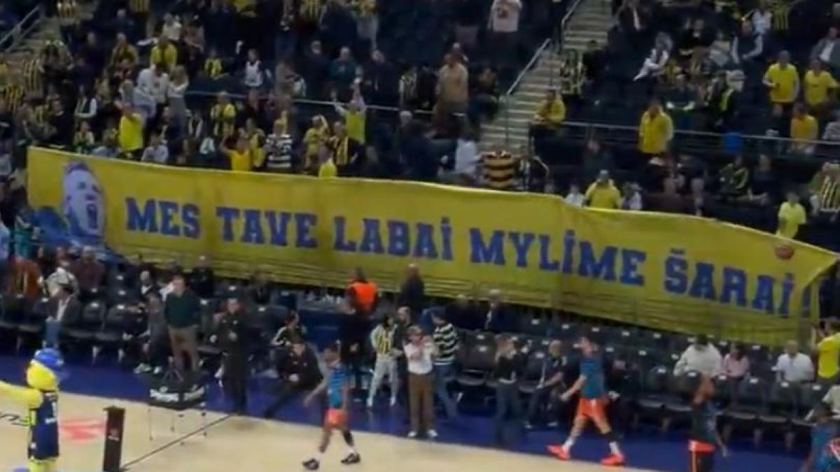 Así recibieron a Jasikevicius tras la esperada renovación: Te queremos mucho, Saras