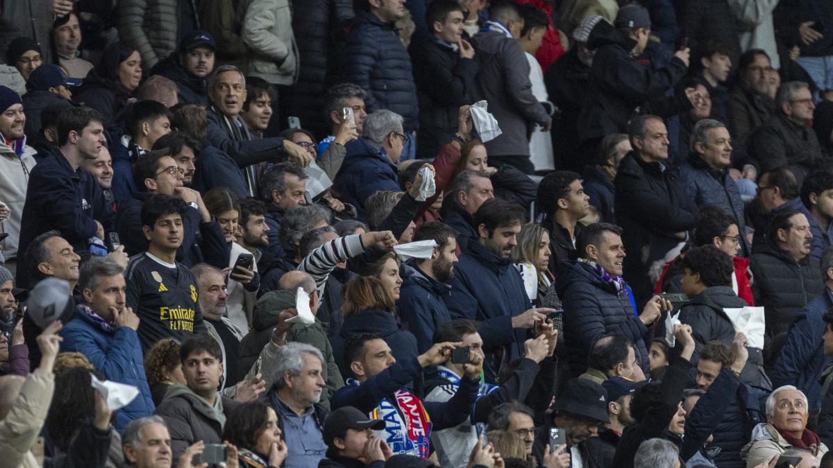 Preocupación en el Real Madrid por los pitos del Bernabéu