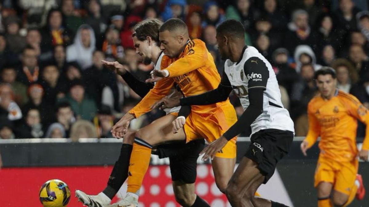 Prueba de fuego para el Real Madrid ante el Valencia en Mestalla