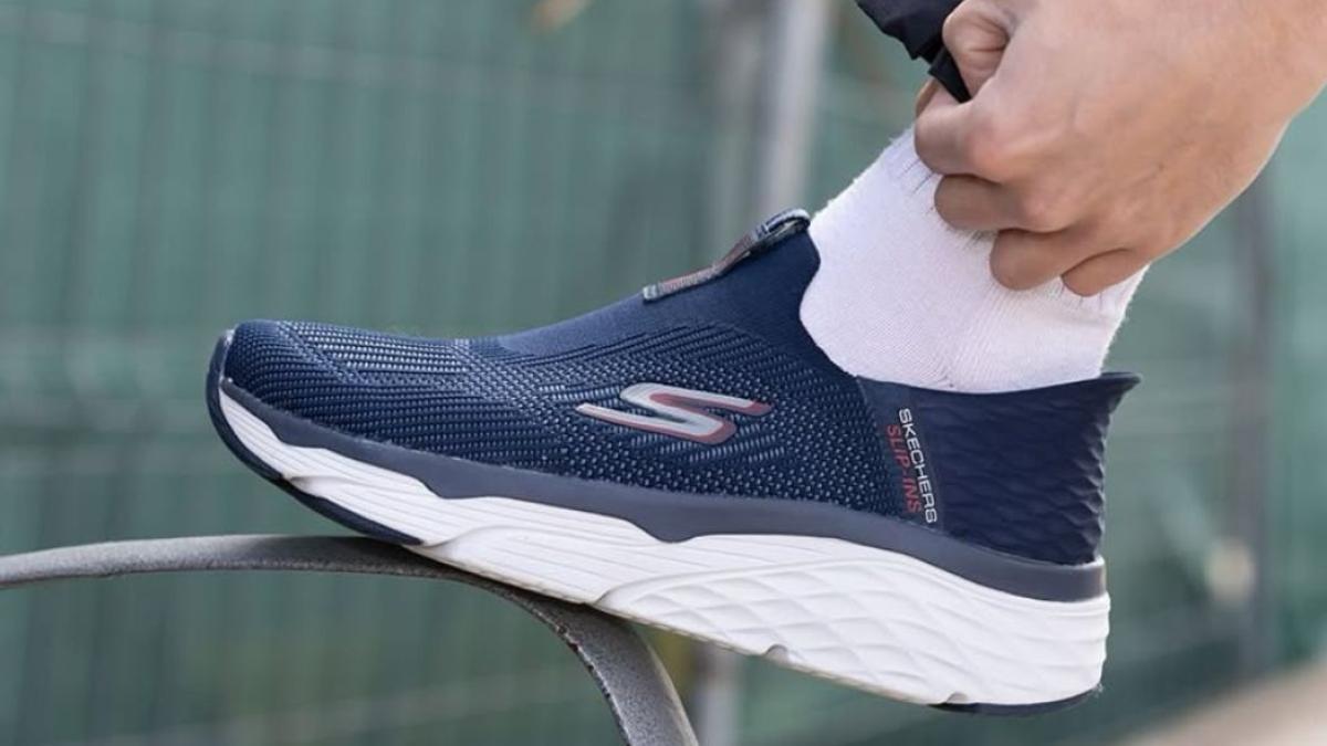 Las Skechers Go Walk para hombres maduros que alivian los pies al caminar: ahora con rebaja brutal