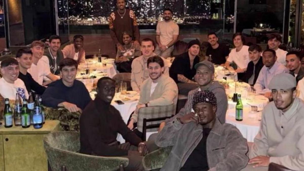 El Real Madrid se conjura en una cena a la que acude toda la plantilla