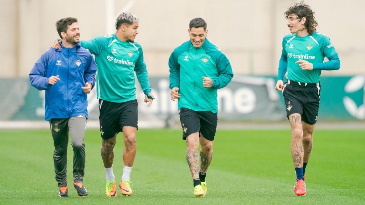 Confirmado: tres bajas de peso en el Betis